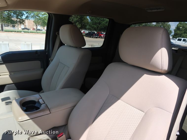 image for item GE9005 2010 Ford F150 XLT SuperCrew pickup truck