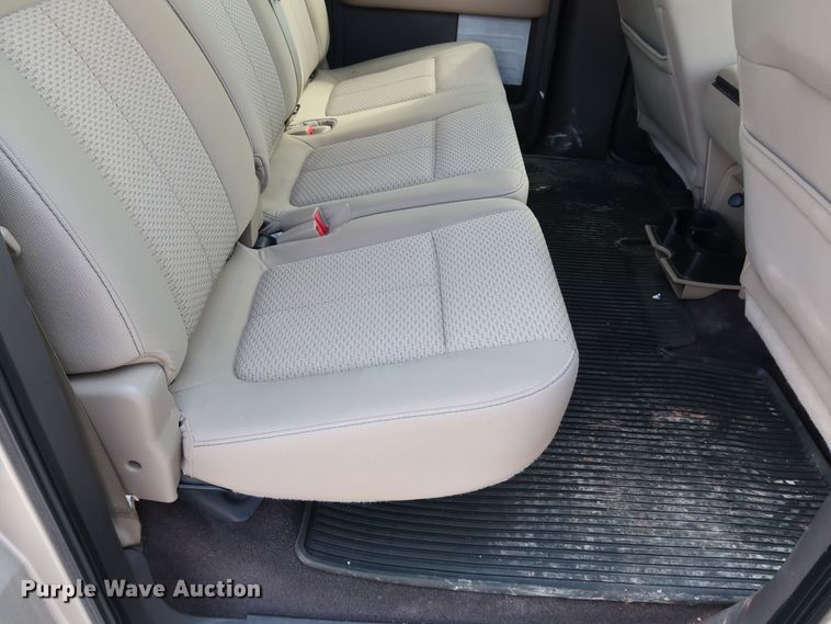 image for item GE9005 2010 Ford F150 XLT SuperCrew pickup truck