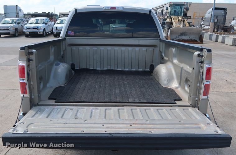 image for item GE9005 2010 Ford F150 XLT SuperCrew pickup truck