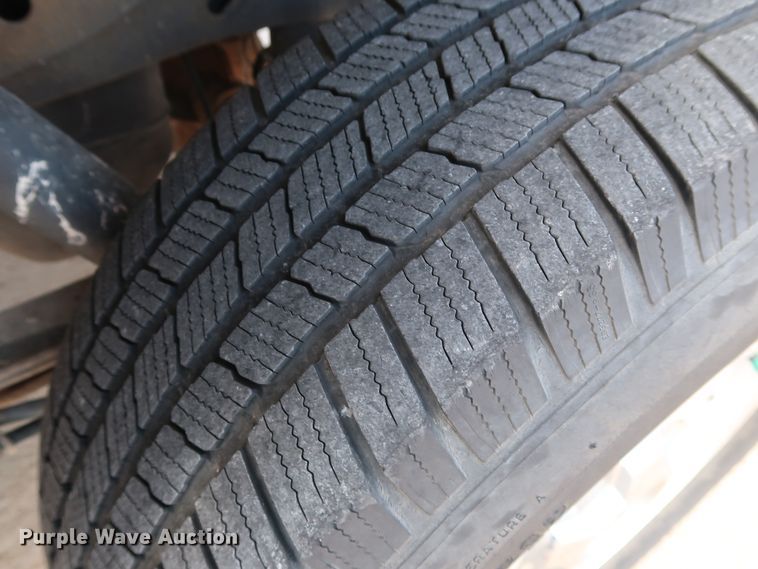 image for item GE9005 2010 Ford F150 XLT SuperCrew pickup truck