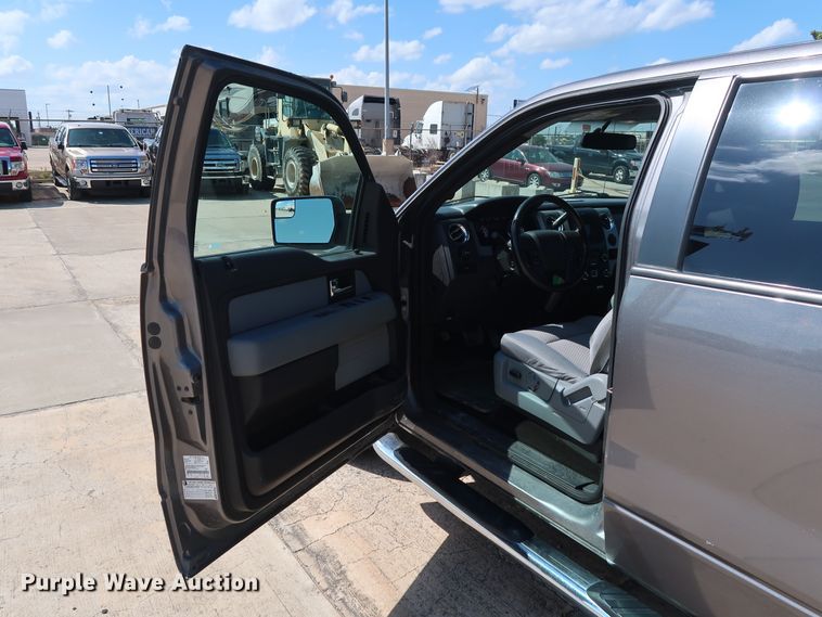 image for item GE9006 2013 Ford F150 XLT SuperCrew pickup truck