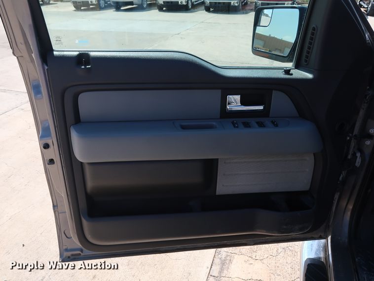 image for item GE9006 2013 Ford F150 XLT SuperCrew pickup truck