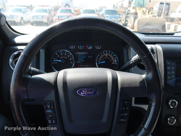 image for item GE9006 2013 Ford F150 XLT SuperCrew pickup truck