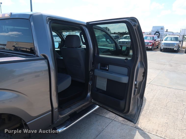 image for item GE9006 2013 Ford F150 XLT SuperCrew pickup truck