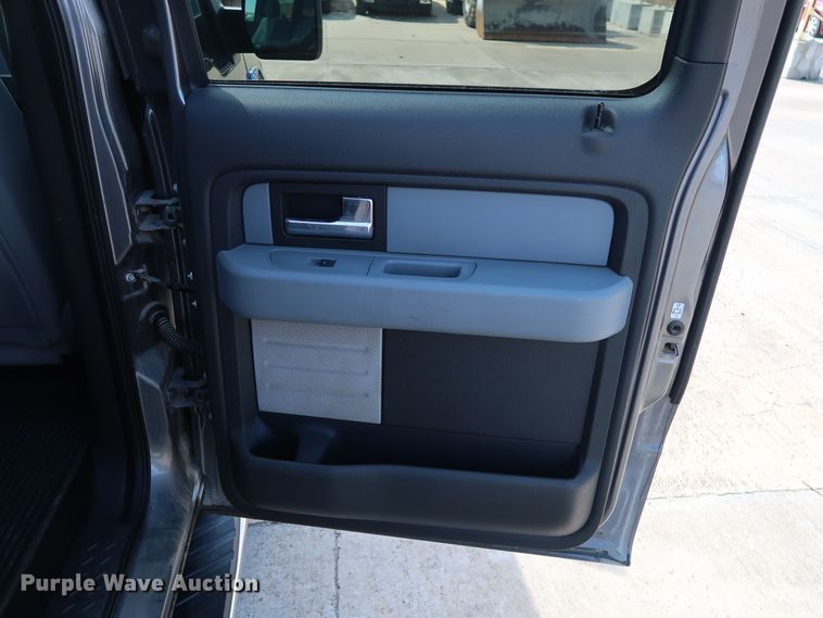 image for item GE9006 2013 Ford F150 XLT SuperCrew pickup truck