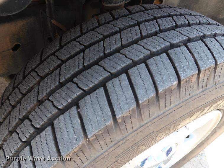 image for item GE9006 2013 Ford F150 XLT SuperCrew pickup truck