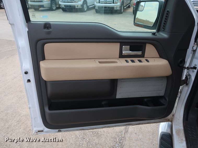 image for item GE9007 2013 Ford F150 XLT SuperCrew pickup truck