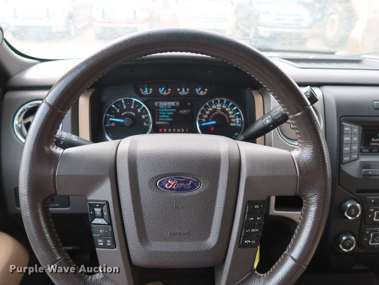 image for item GE9007 2013 Ford F150 XLT SuperCrew pickup truck