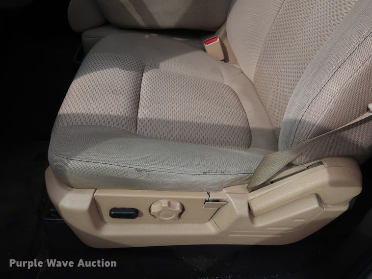 image for item GE9007 2013 Ford F150 XLT SuperCrew pickup truck