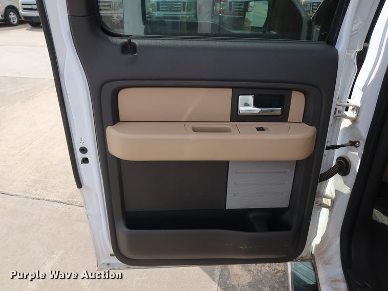 image for item GE9007 2013 Ford F150 XLT SuperCrew pickup truck