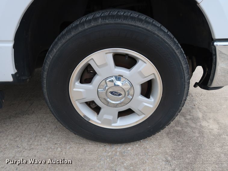 image for item GE9007 2013 Ford F150 XLT SuperCrew pickup truck