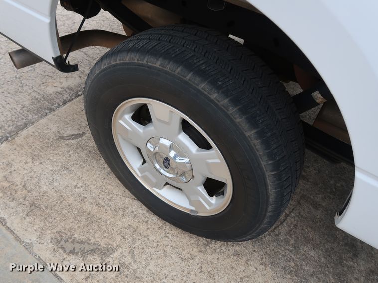 image for item GE9007 2013 Ford F150 XLT SuperCrew pickup truck