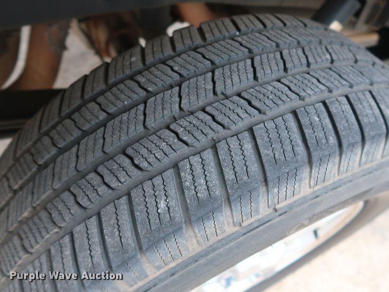 image for item GE9007 2013 Ford F150 XLT SuperCrew pickup truck