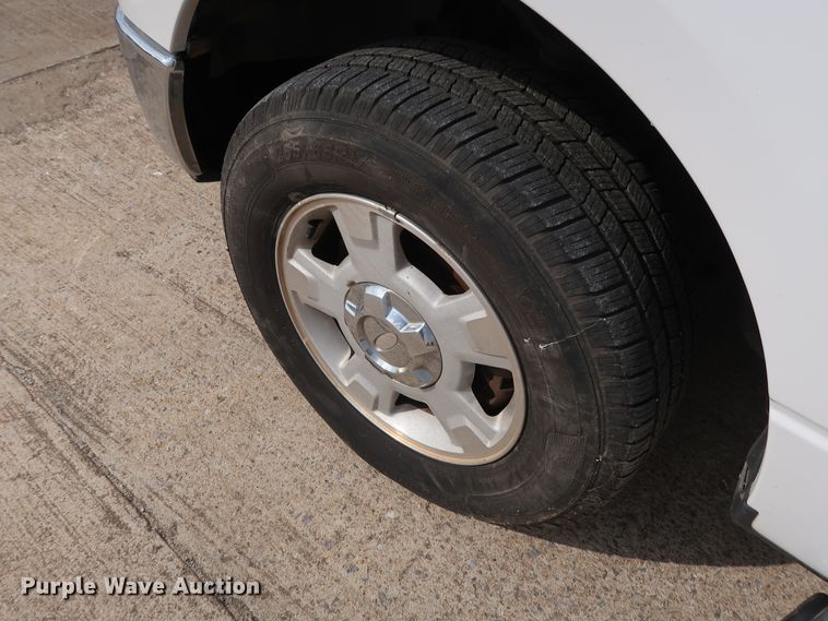 image for item GE9007 2013 Ford F150 XLT SuperCrew pickup truck