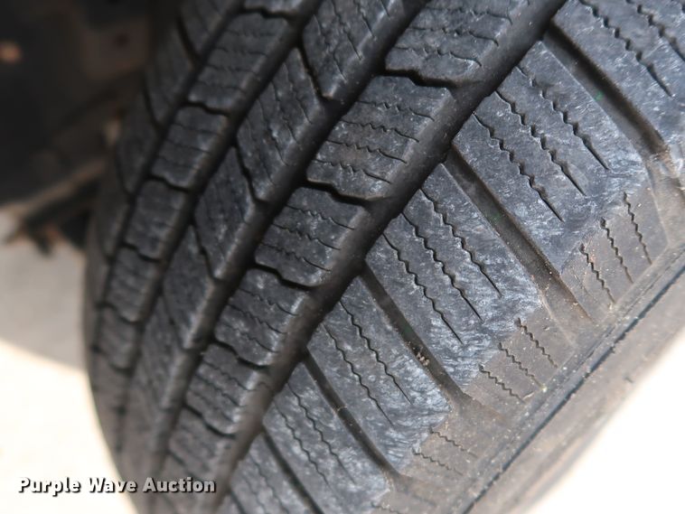 image for item GE9007 2013 Ford F150 XLT SuperCrew pickup truck