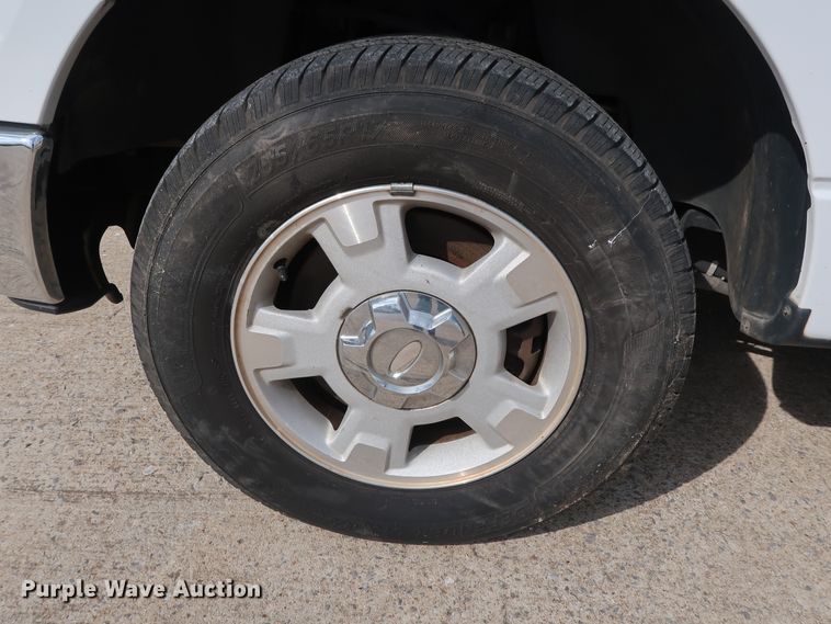 image for item GE9007 2013 Ford F150 XLT SuperCrew pickup truck