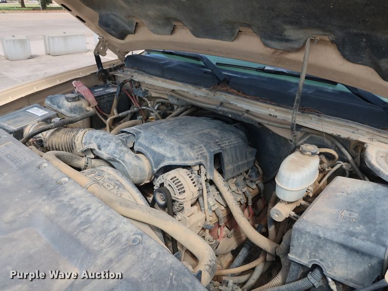 image for item GE9008 2007 Chevrolet Silverado 2500 pickup truck