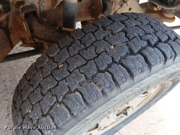 image for item GE9008 2007 Chevrolet Silverado 2500 pickup truck