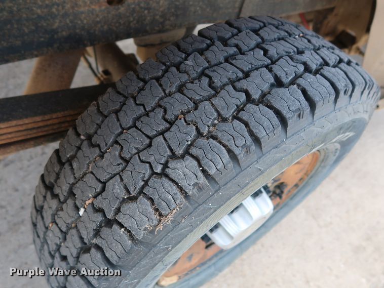 image for item GE9008 2007 Chevrolet Silverado 2500 pickup truck