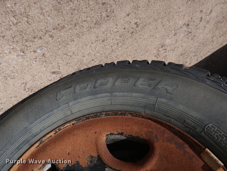 image for item GE9008 2007 Chevrolet Silverado 2500 pickup truck