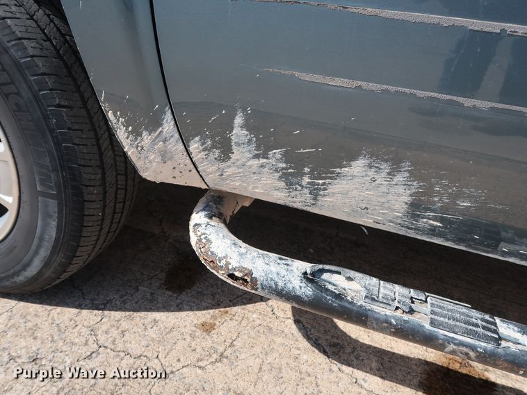 image for item GE9009 2011 Chevrolet Silverado 1500 Crew Cab pickup truck