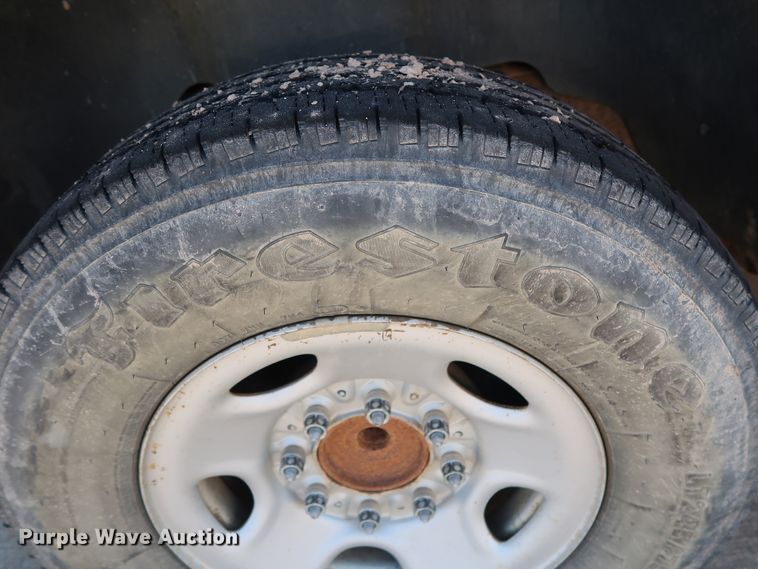 image for item GE9010 2010 Chevrolet Silverado 2500HD pickup truck