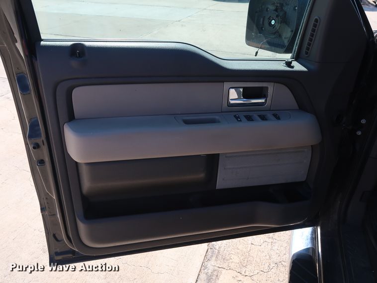 image for item GE9011 2009 Ford F150 XLT SuperCrew pickup truck