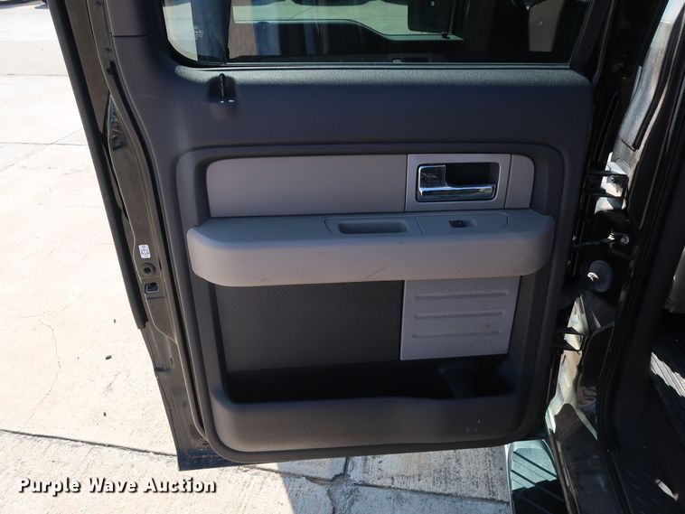 image for item GE9011 2009 Ford F150 XLT SuperCrew pickup truck