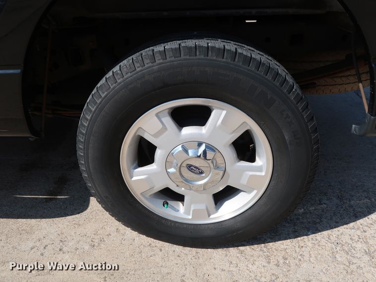 image for item GE9011 2009 Ford F150 XLT SuperCrew pickup truck