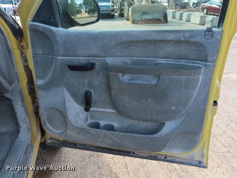 image for item GE9012 2010 Chevrolet Silverado 2500 pickup truck