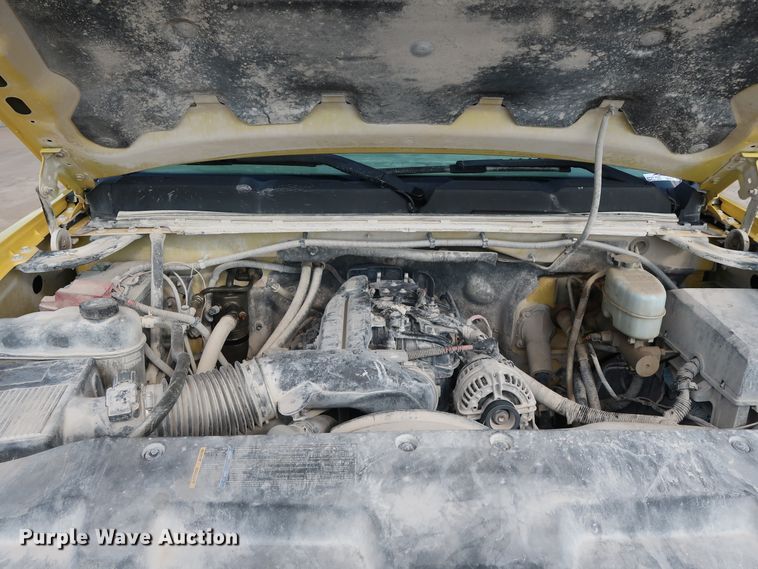 image for item GE9012 2010 Chevrolet Silverado 2500 pickup truck