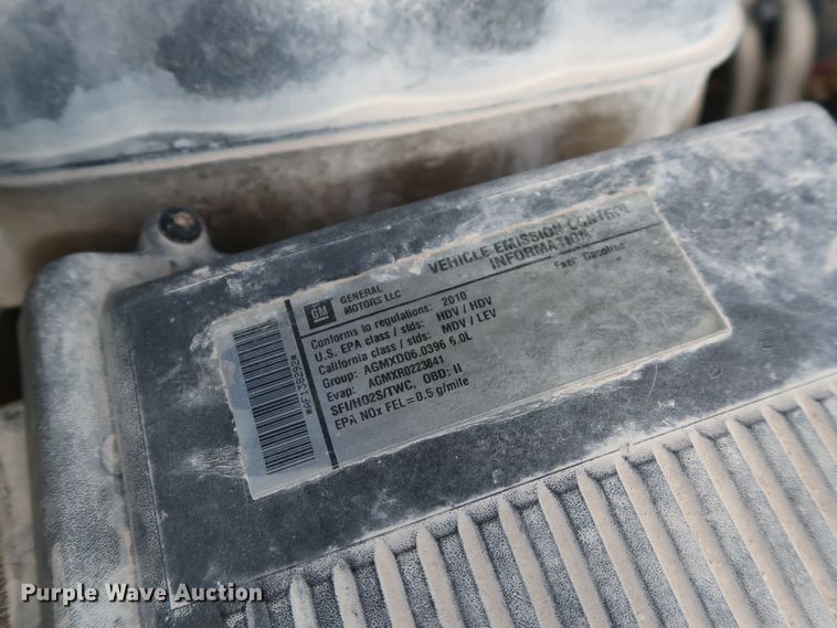 image for item GE9012 2010 Chevrolet Silverado 2500 pickup truck