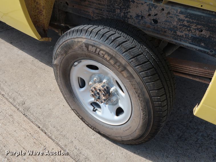 image for item GE9012 2010 Chevrolet Silverado 2500 pickup truck