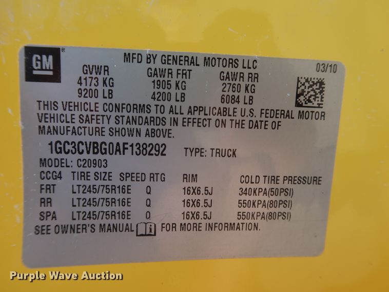 image for item GE9012 2010 Chevrolet Silverado 2500 pickup truck