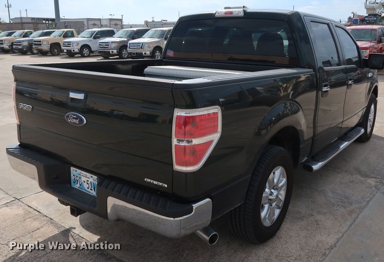 image for item GE9013 2013 Ford F150 XLT SuperCrew pickup truck