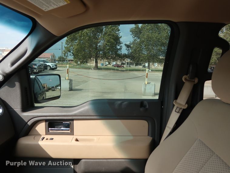 image for item GE9013 2013 Ford F150 XLT SuperCrew pickup truck