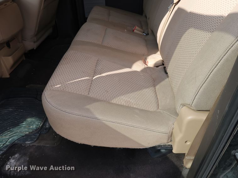 image for item GE9013 2013 Ford F150 XLT SuperCrew pickup truck