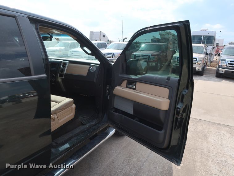 image for item GE9013 2013 Ford F150 XLT SuperCrew pickup truck