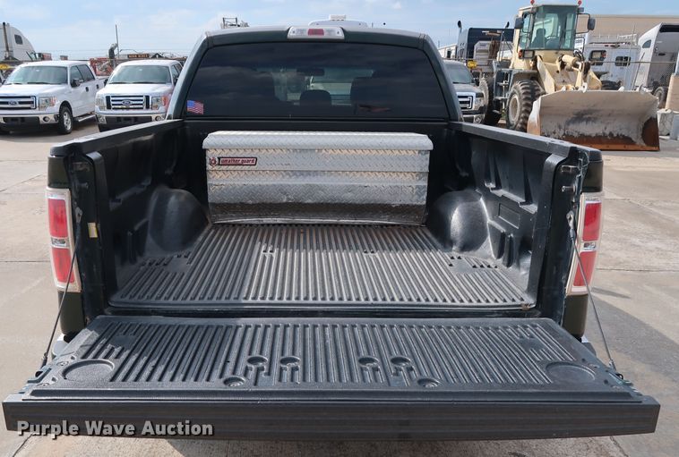 image for item GE9013 2013 Ford F150 XLT SuperCrew pickup truck