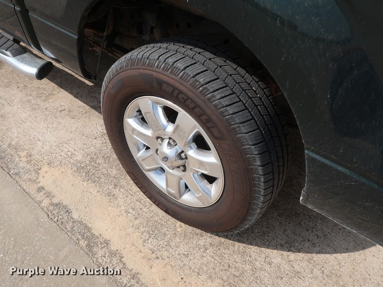 image for item GE9013 2013 Ford F150 XLT SuperCrew pickup truck