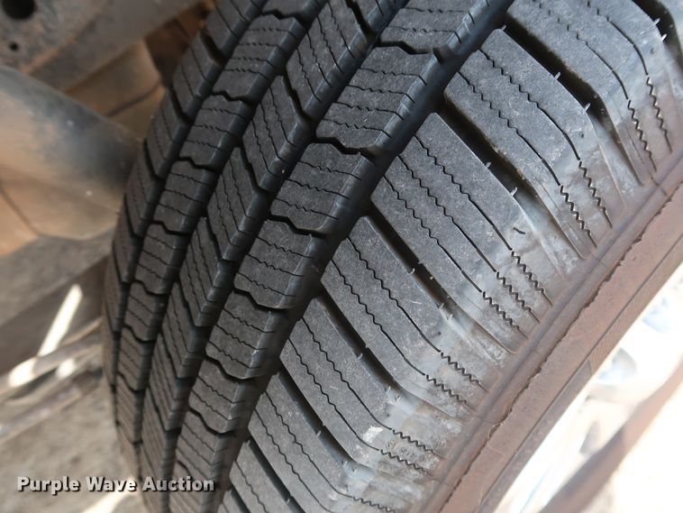 image for item GE9013 2013 Ford F150 XLT SuperCrew pickup truck