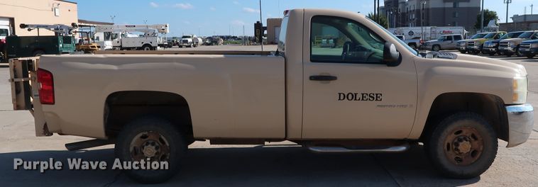 image for item GE9014 2008 Chevrolet Silverado 2500HD pickup truck