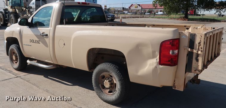 image for item GE9014 2008 Chevrolet Silverado 2500HD pickup truck