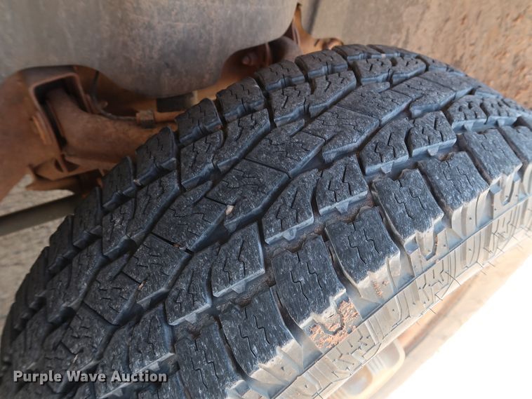 image for item GE9014 2008 Chevrolet Silverado 2500HD pickup truck