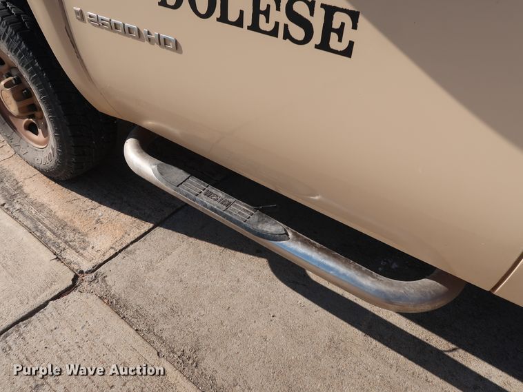 image for item GE9014 2008 Chevrolet Silverado 2500HD pickup truck