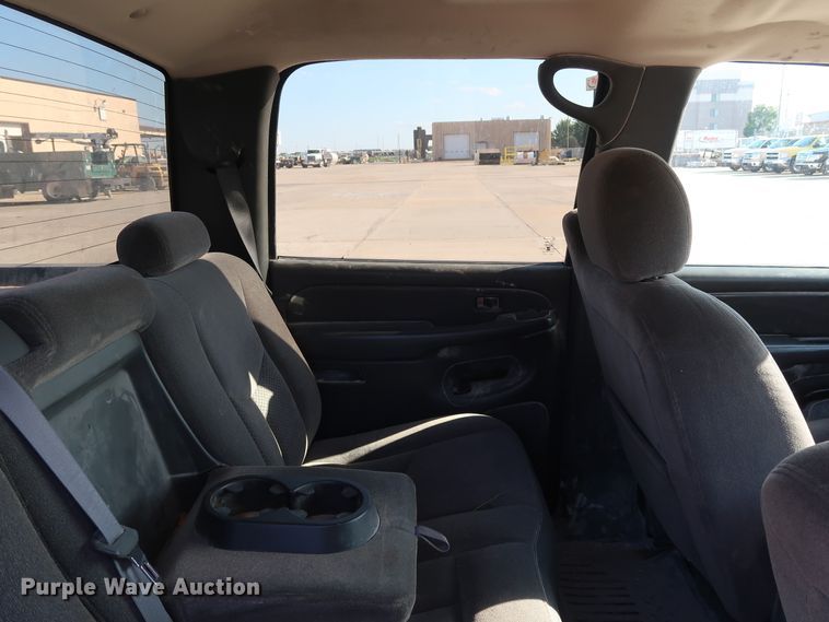 image for item GE9015 2006 Chevrolet Silverado 1500 Crew Cab pickup truck