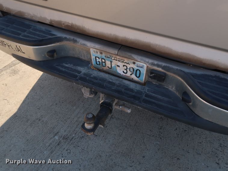 image for item GE9015 2006 Chevrolet Silverado 1500 Crew Cab pickup truck