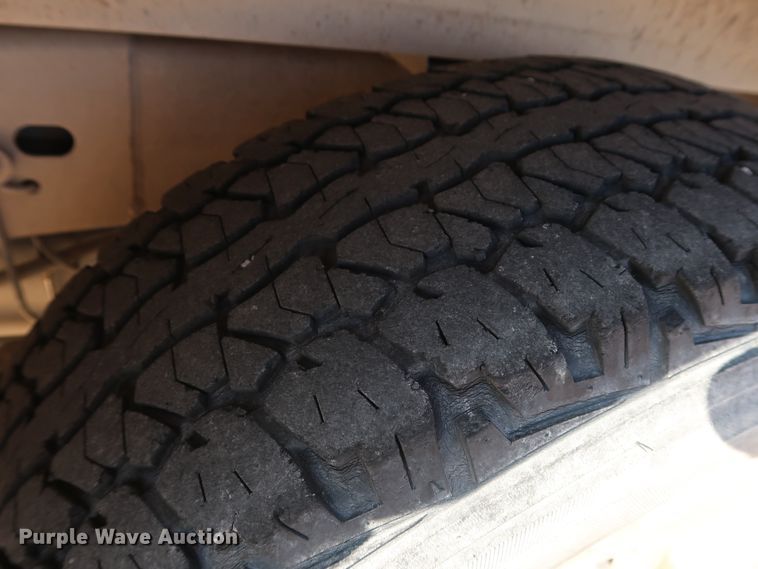 image for item GE9015 2006 Chevrolet Silverado 1500 Crew Cab pickup truck