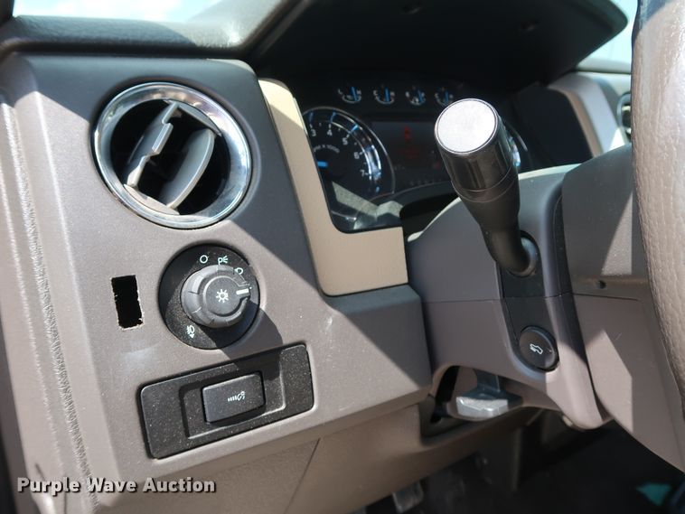 image for item GE9016 2014 Ford F150 XLT SuperCrew pickup truck