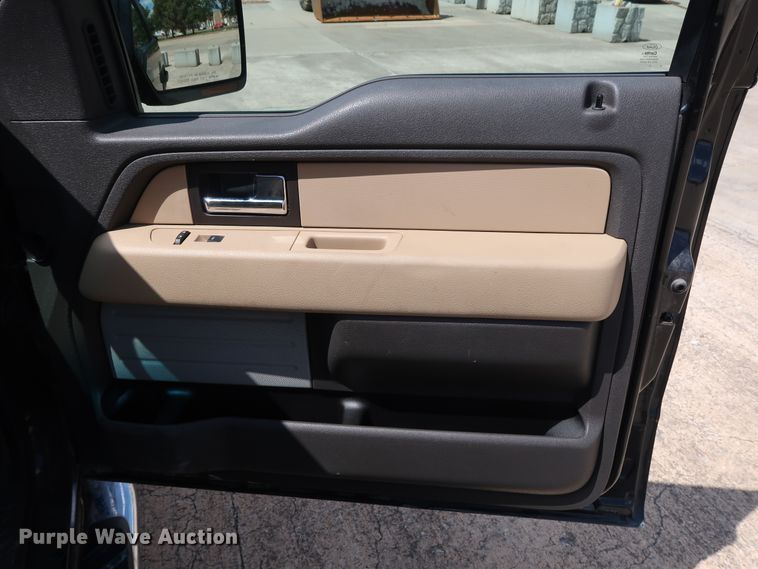 image for item GE9016 2014 Ford F150 XLT SuperCrew pickup truck